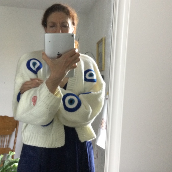 NWT More-Grand oversized sweater with  applications target/hearts sz M/L - Picture 2 of 16